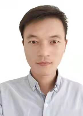薛坤.jpg